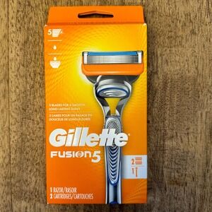 Gillette Fusion 5 Mens Razor Handle + 2 Blade Refill BUY MORE SAVE MORE